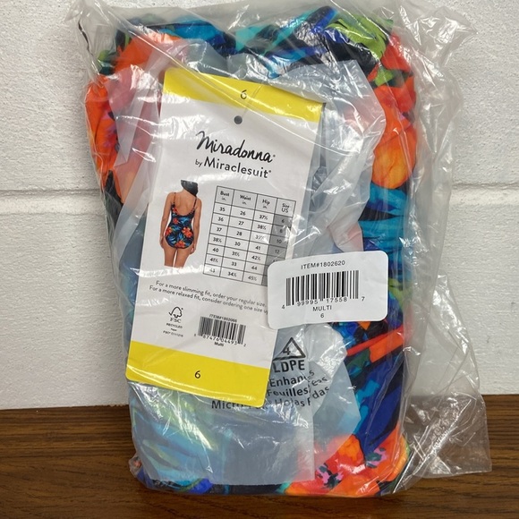 *SEALED* Miradonna by Miraclesuit 1 Piece Bathing Suit Size 6 Tropical Slimming - Picture 5 of 7